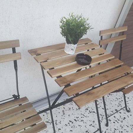 Apartment In The Heart Of The City 5 ลาริซา ภายนอก รูปภาพ