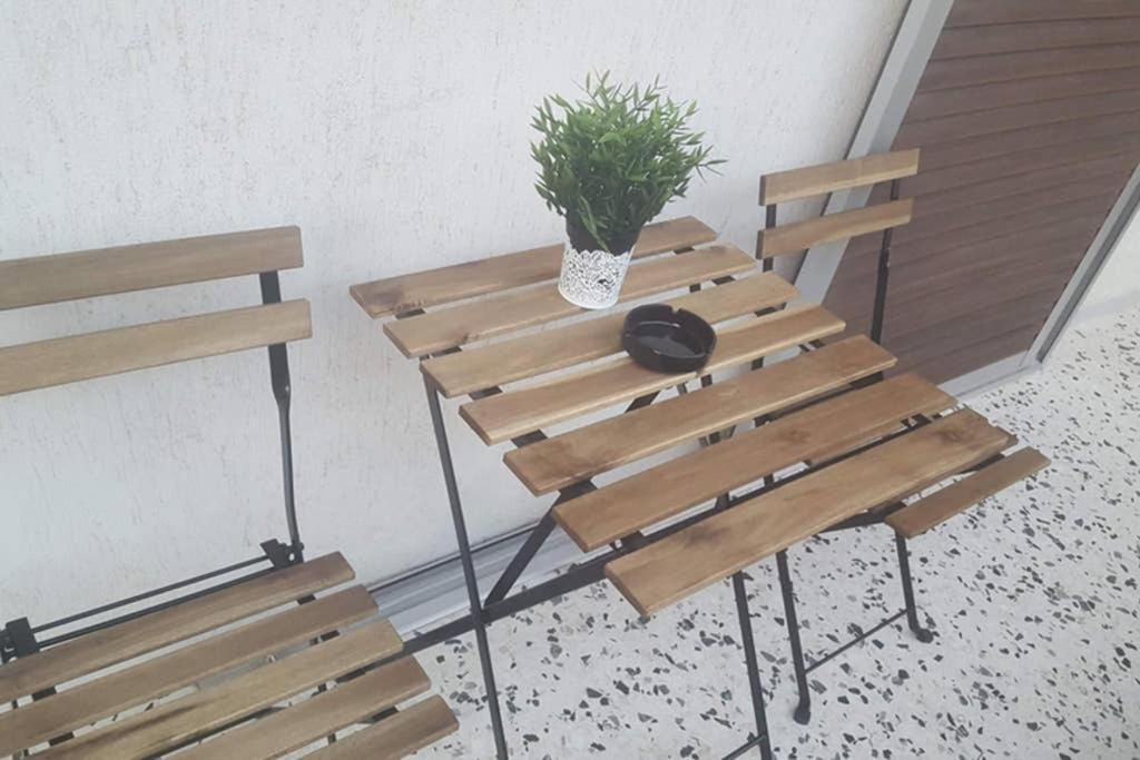 Apartment In The Heart Of The City 5 ลาริซา ภายนอก รูปภาพ