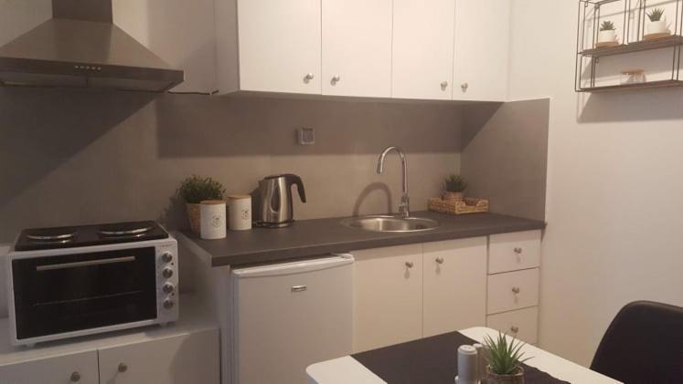 Apartment In The Heart Of The City 5 ลาริซา ภายนอก รูปภาพ
